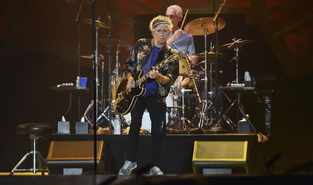 Keith Richards rompió todo con su nuevo videoclip